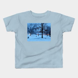 A winter evening. Kids T-Shirt